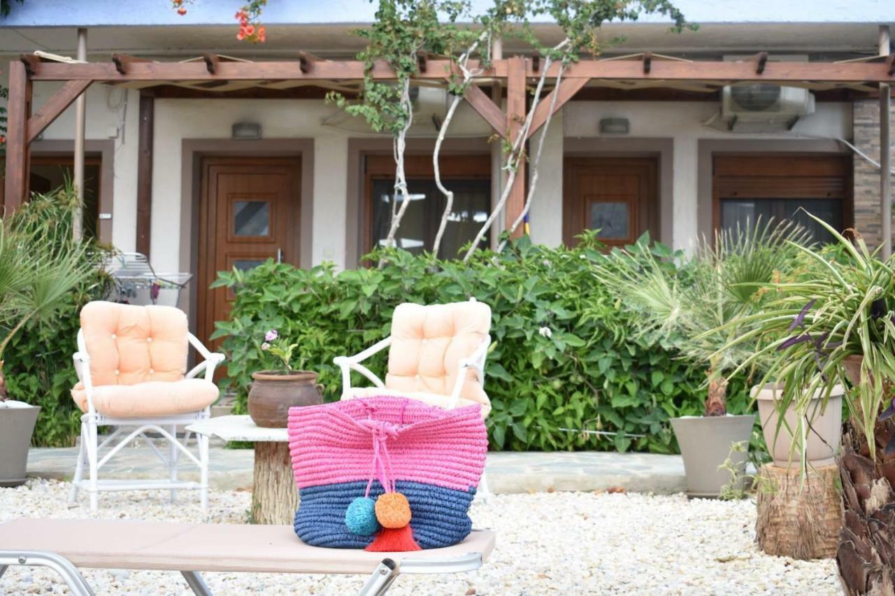 Sea-Esta Beach Studios Mílatos Eksteriør bilde